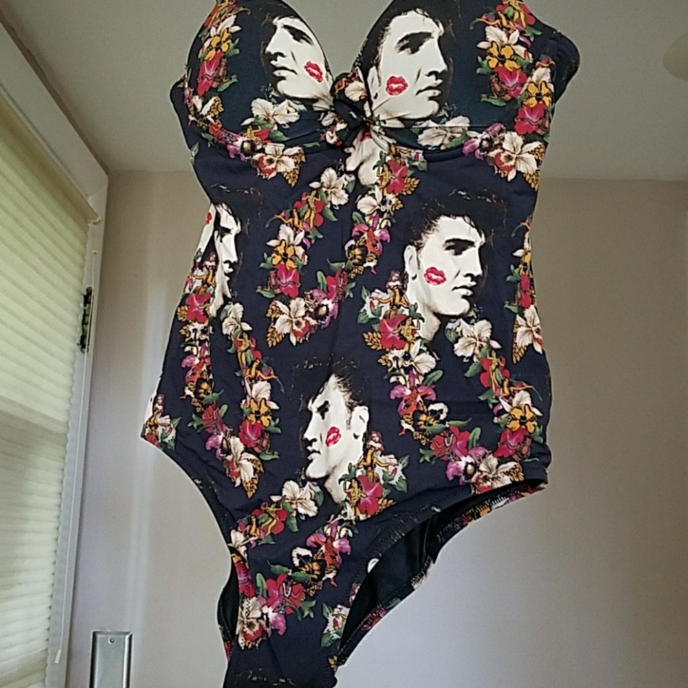Elvis lip print swimsuit